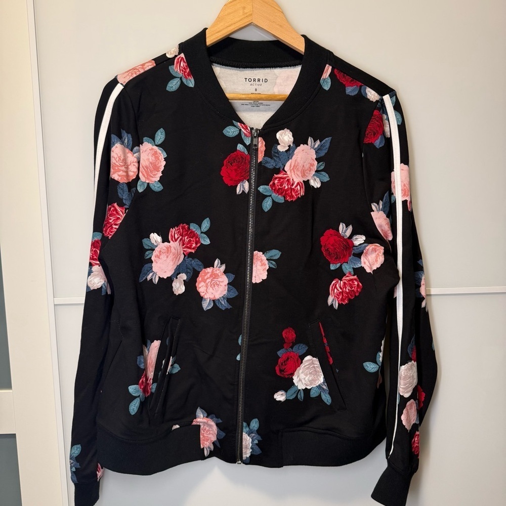 Torrid Active Black & Floral Jacket